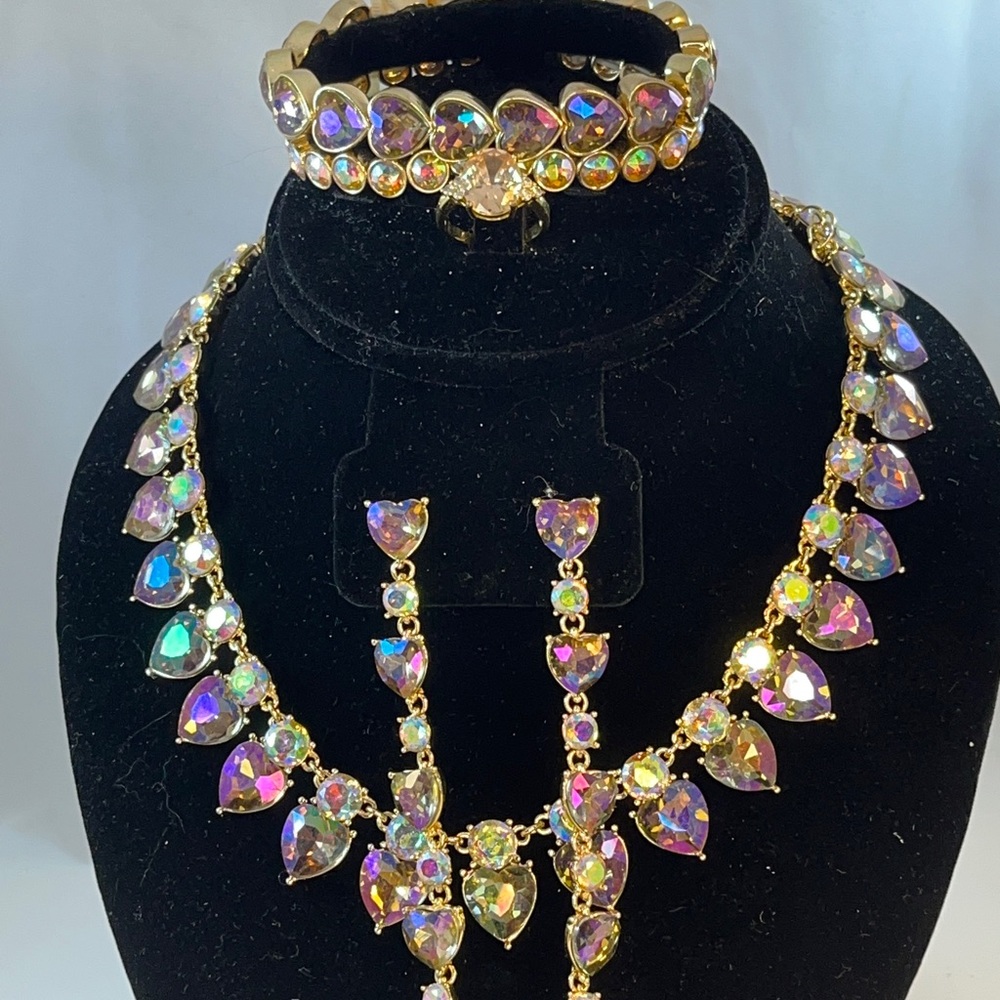 Beautiful crystal stones set